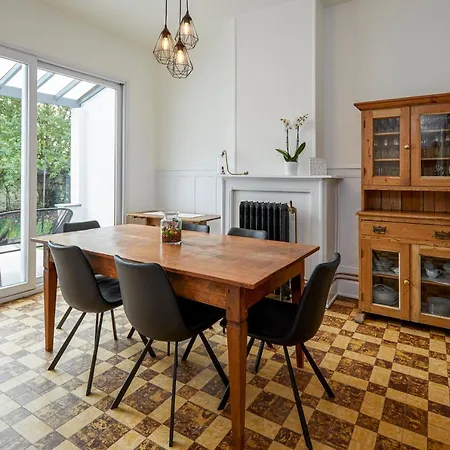 Semesterbostad Trendy, Authentieke Woning Met Groot Terras En Tuin Brygge